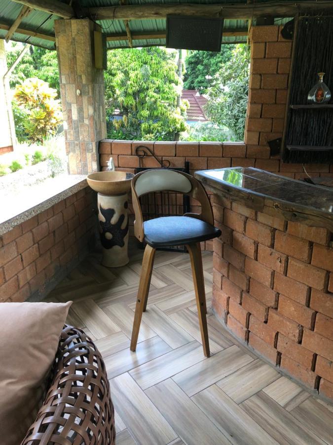 Tatys Homestay Dar es Salaam Extérieur photo