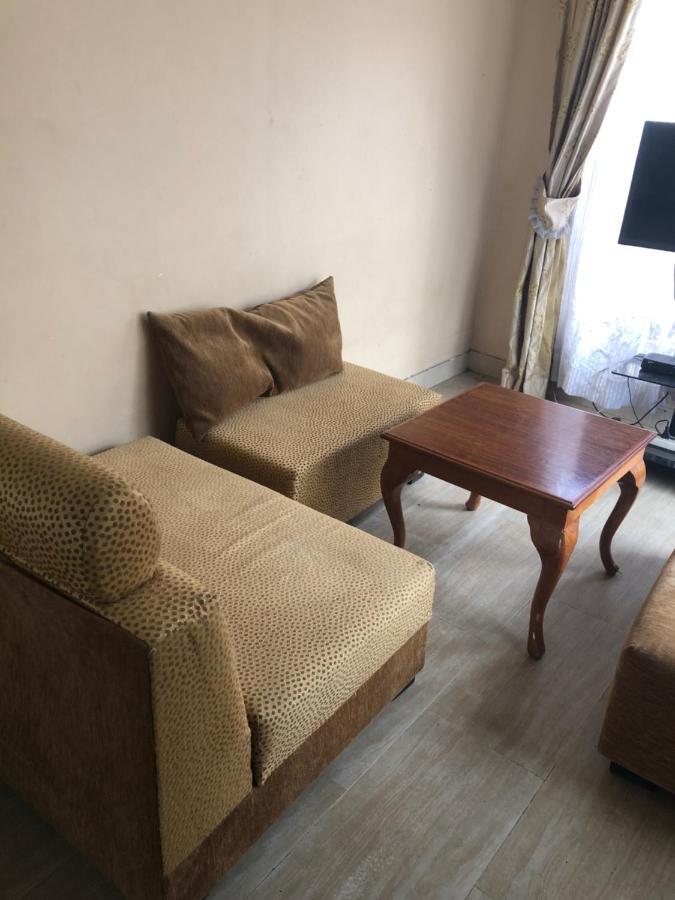Tatys Homestay Dar es Salaam Extérieur photo