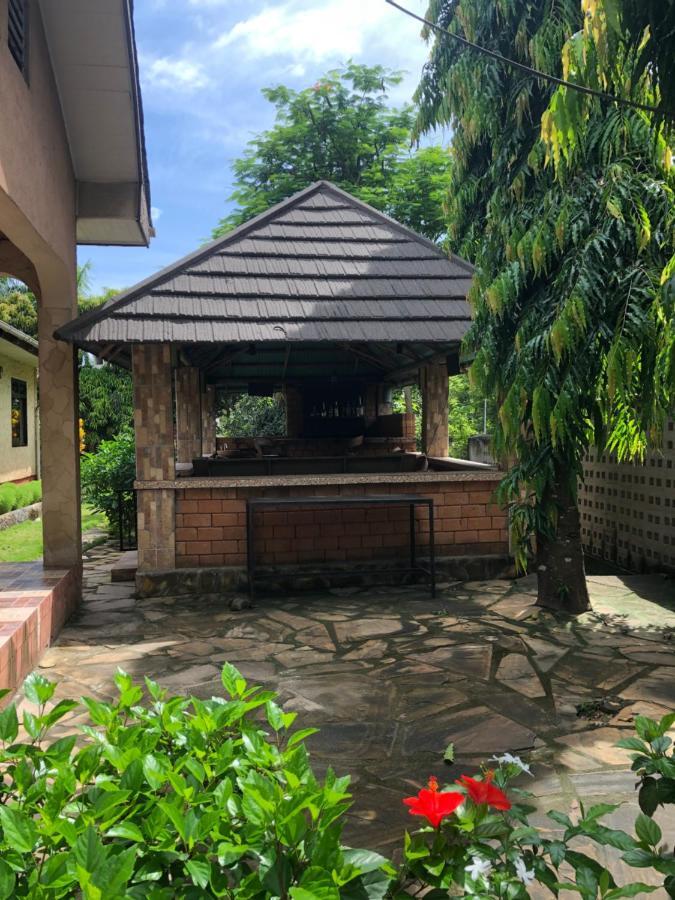 Tatys Homestay Dar es Salaam Extérieur photo